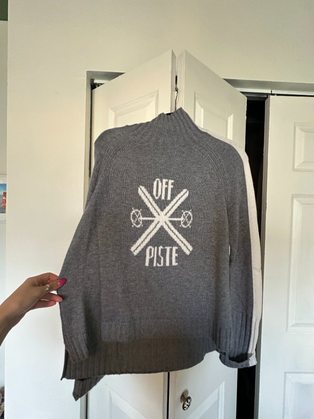 Light Grey Off Piste SKi Sweater - Picture 3 of 6